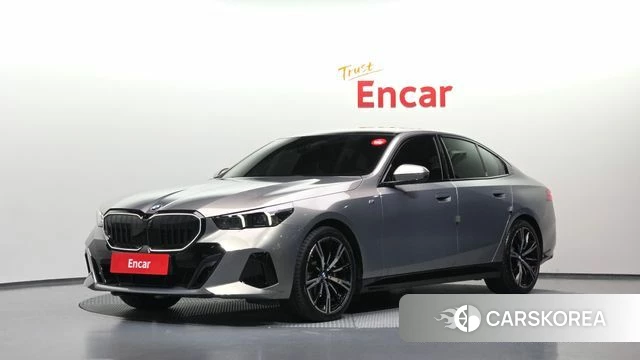BMW 5 Series (G60) 2024 Серый из Кореи