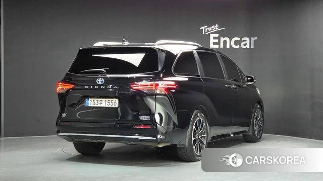Toyota Sienna 4th Generation 2022 Черный из Кореи