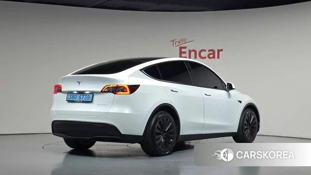 Tesla Model Y 2022 Белый из Кореи