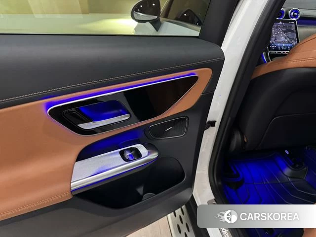 Mercedes-Benz GLC 2024 Белый из Китая
