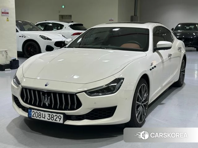 Maserati Ghibli id 4462892 из Кореи