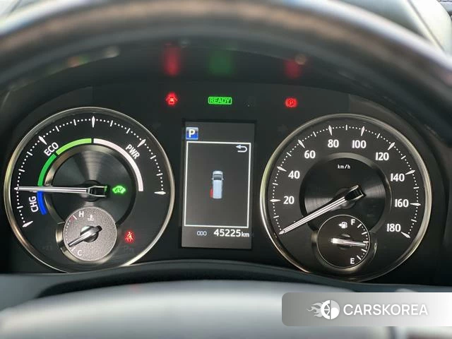 Toyota Vellfire 2022 Белый из Китая