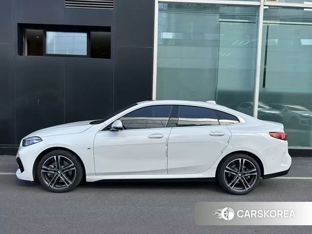 BMW 2 series 2023 Белый из Китая