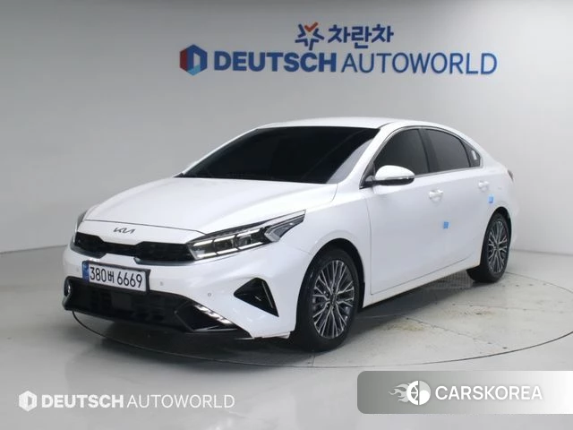 Kia The New K3 2nd generation 2024 Белый из Кореи