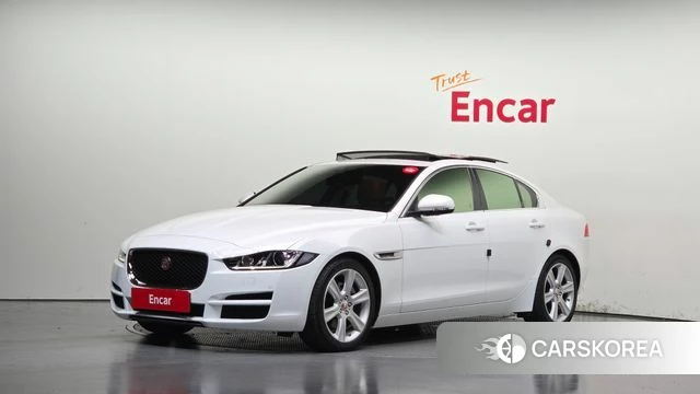 Jaguar XE 2019 Белый из Кореи