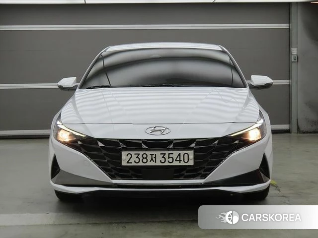 Hyundai Avante (CN7) 2022 Белый из Кореи