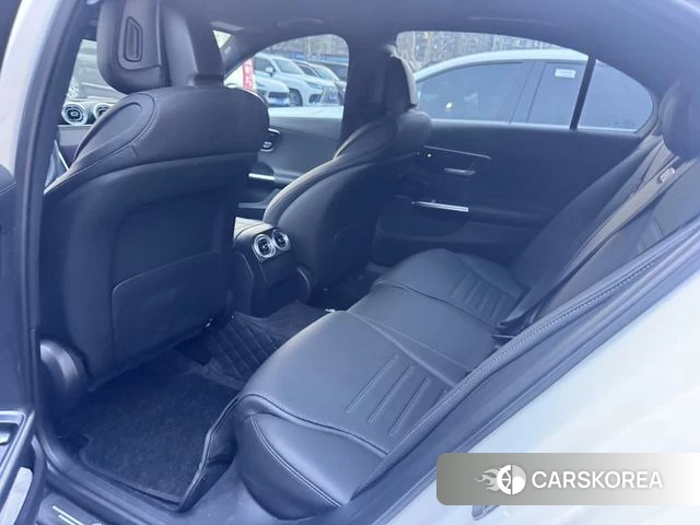 Mercedes-Benz C-class 2024 Белый из Китая
