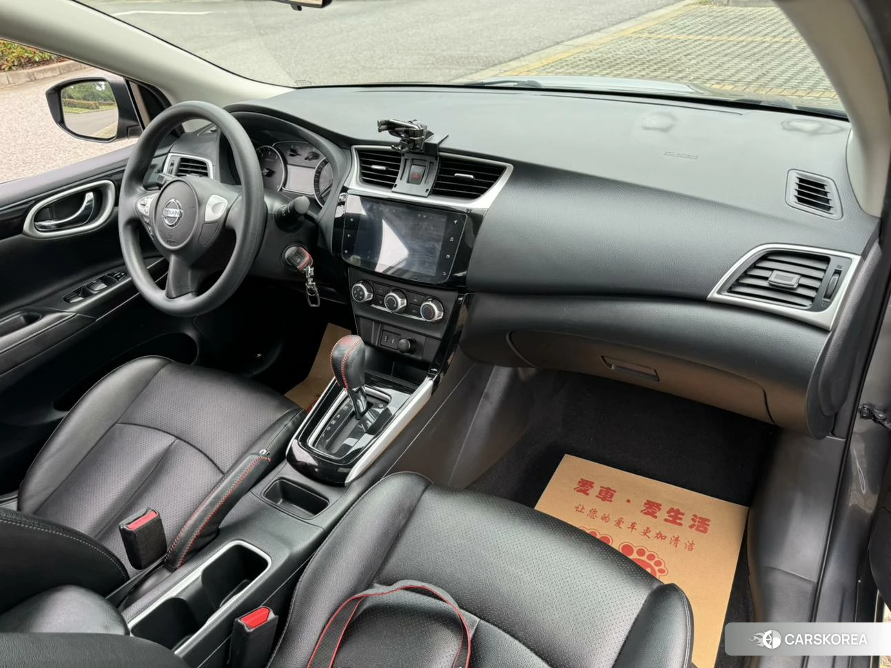 Nissan Sylphy 2020 Серебристо-серый из Китая
