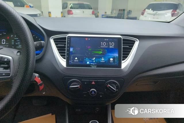 Hyundai Verna 2020 Белый из Китая