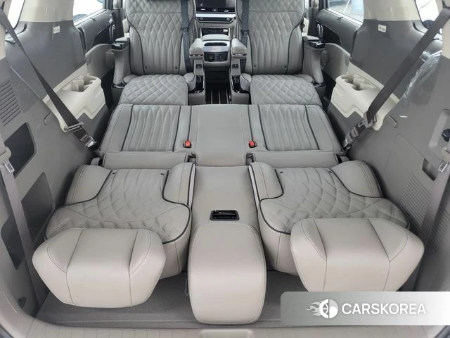 Kia The New Carnival 4th Generation 2026 Серебристо-серый из Кореи