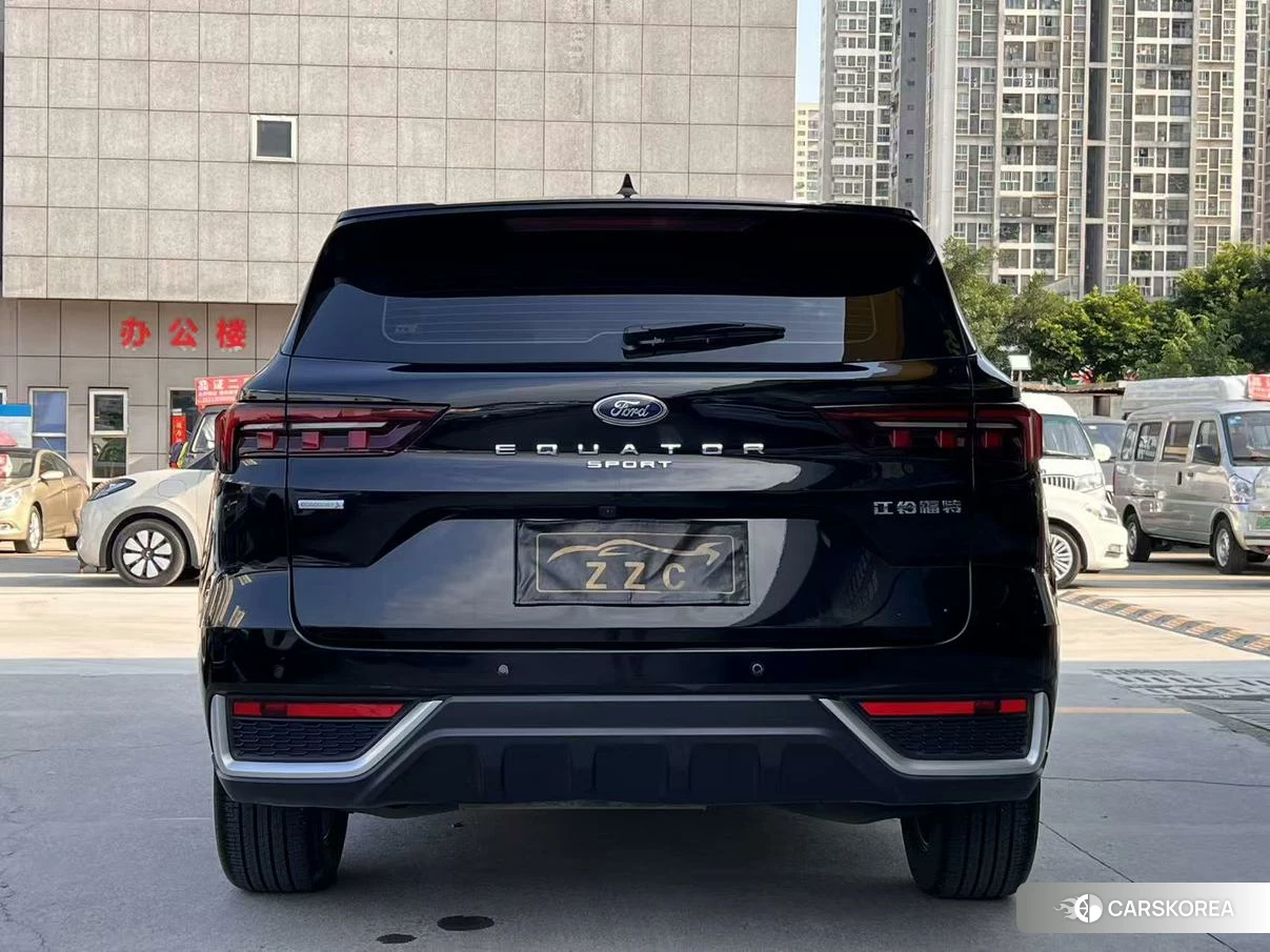 Ford Equator 2022 Черный из Китая
