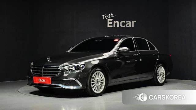Mercedes-Benz E-Class W213 2021 Серый из Кореи
