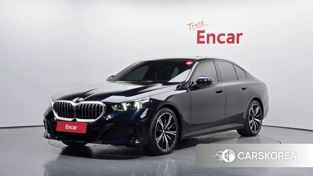 BMW 5 Series (G60) 2026 Черный из Кореи