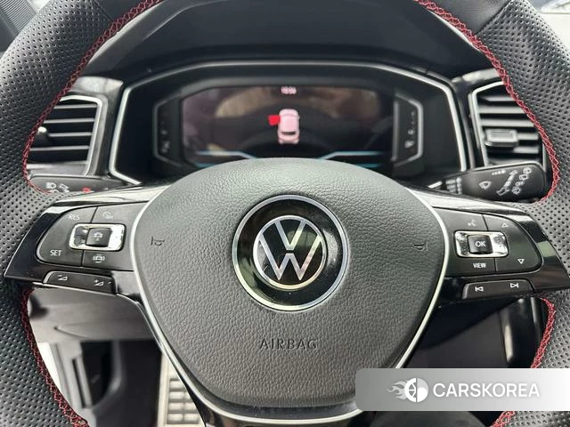 Volkswagen T-Roc 2021 Белый из Китая