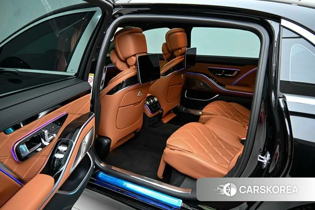 Mercedes-Benz Maybach S-Class 2025 Черный из Китая