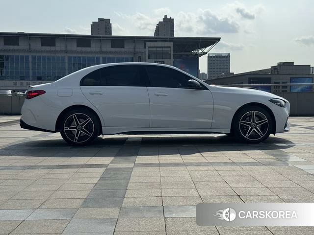 Mercedes-Benz C-class 2024 Белый из Китая