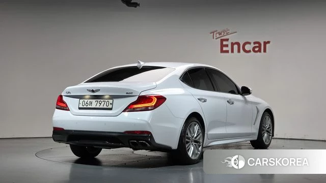 Genesis G70 2018 Белый из Кореи