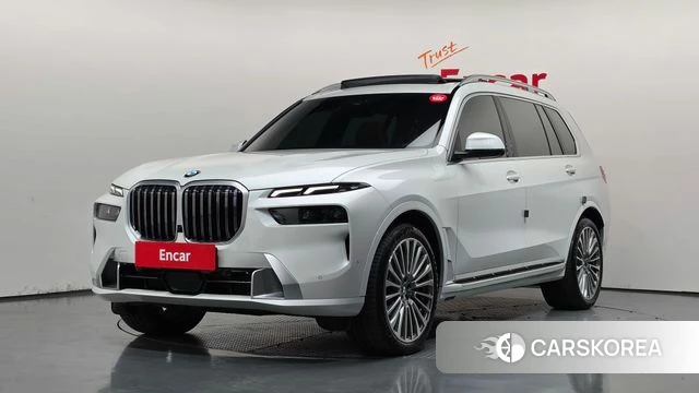 BMW X7 (G07) 2024 Белый из Кореи