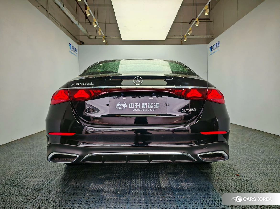 Mercedes-Benz E-Class 2024 Черный из Китая