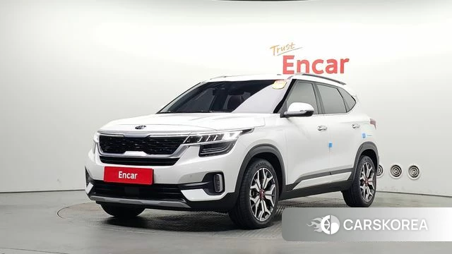 Kia Seltos 2021 Белый из Кореи