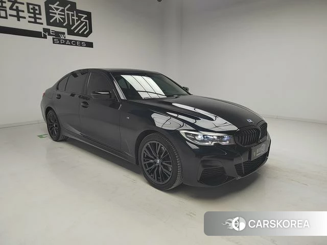 BMW 3 series 2022 Черный из Китая