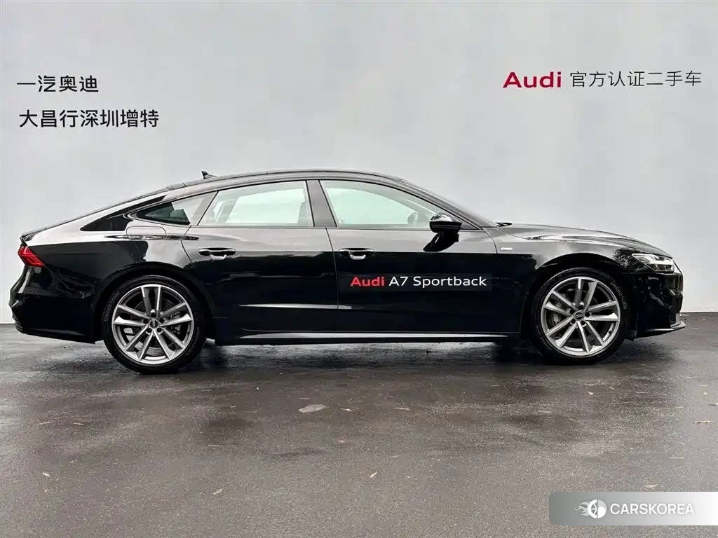 Audi A7 2024 Черный из Китая