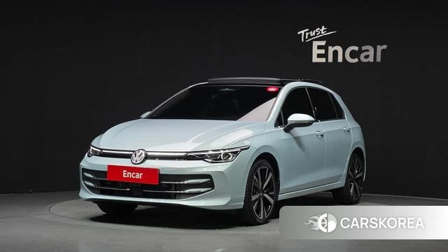 Volkswagen Golf 8th Generation 2025 Небесно-голубой из Кореи