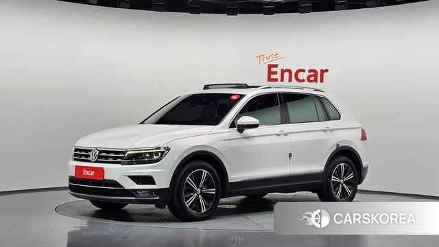 Volkswagen Tiguan second Generation 2019 Белый из Кореи