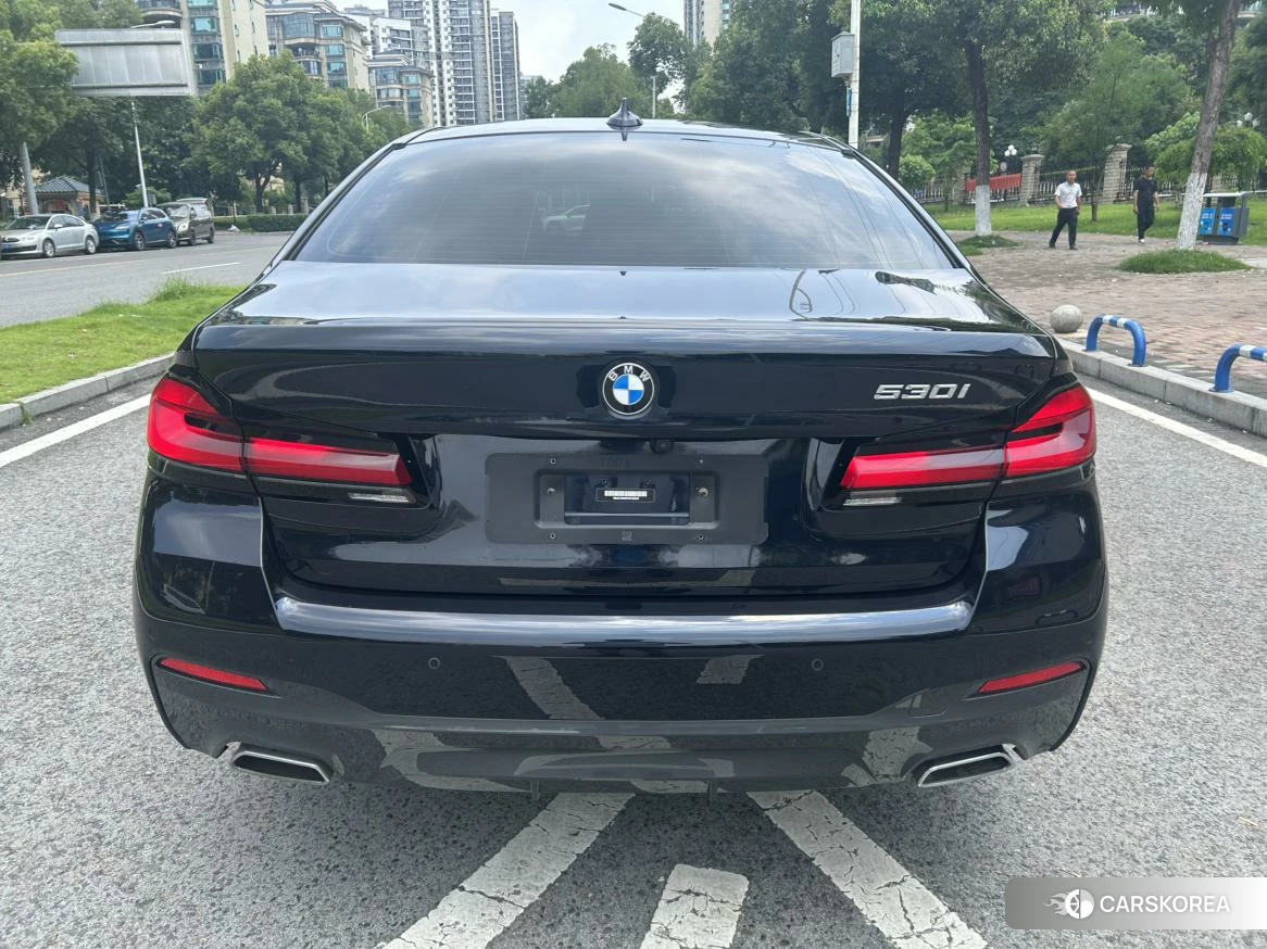 BMW 5 series 2021 Черный из Китая