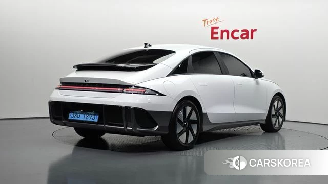 Hyundai Ionic 6 2024 Белый из Кореи