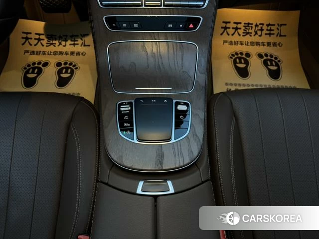Mercedes-Benz E-Class 2023 Черный из Китая