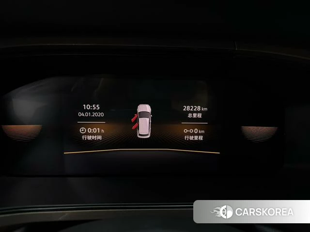 Volkswagen Tharu 2022 Белый из Китая