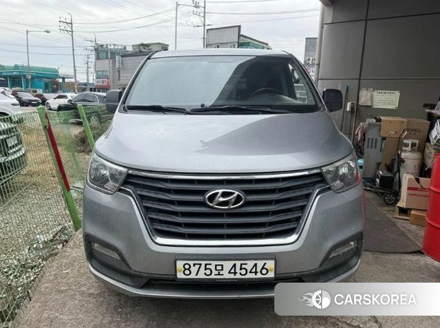 Hyundai The New Grand Starex 2018 Серебристо-серый из Кореи