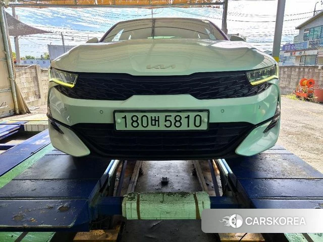 Kia K5 3rd generation 2022 Белый из Кореи