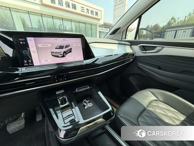 Volkswagen Talagon 2022 Белый из Китая