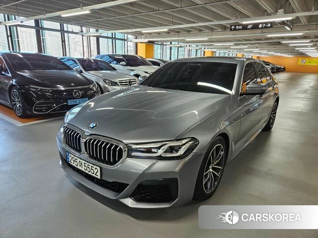 BMW 5 Series (G30) 2022 Серый из Кореи