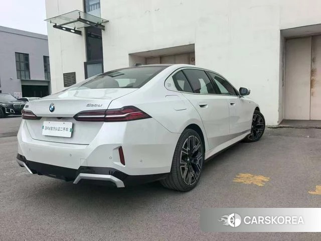 BMW 5 series 2025 Белый из Китая