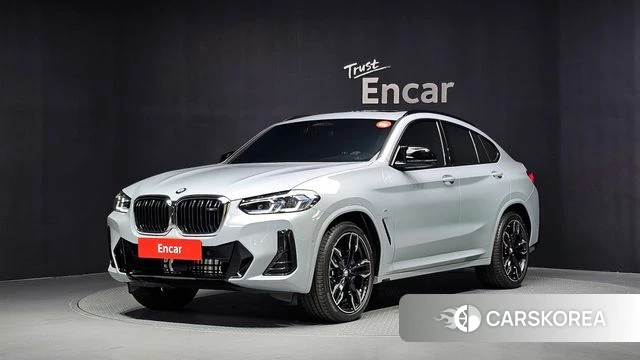 BMW X4 (G02) 2024 Светло-серебряный цвет из Кореи