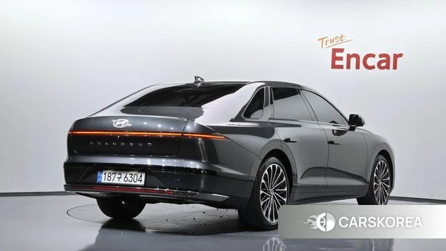 Hyundai Grandeur Hybrid (GN7) 2024 Серый из Кореи