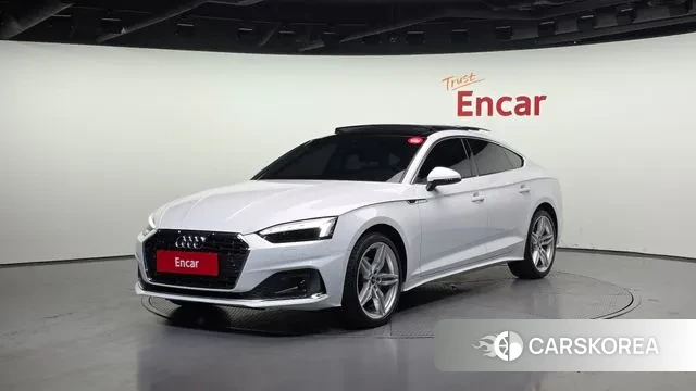 Audi A5 (F5) 2023 Белый из Кореи