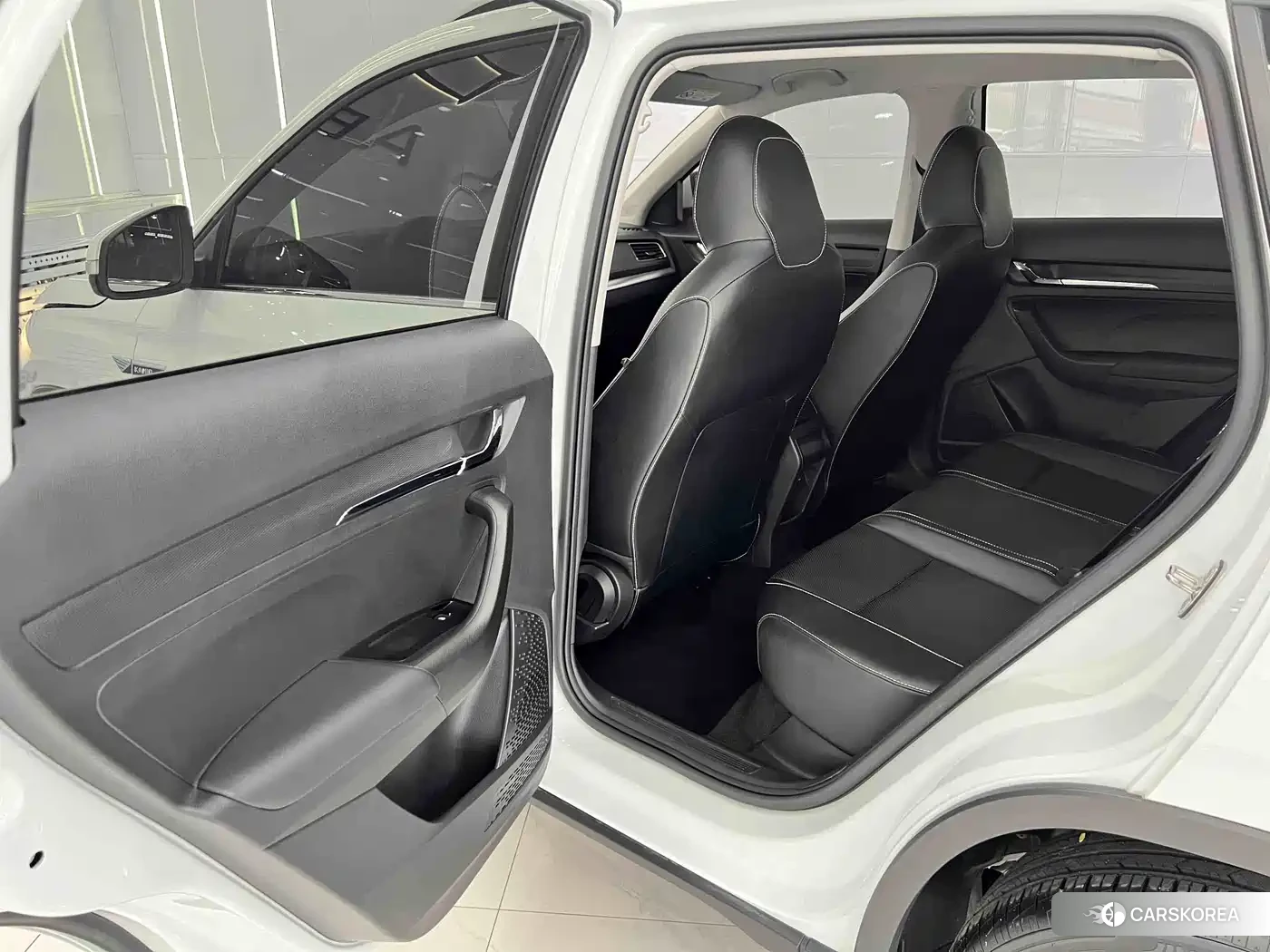 Skoda Kamiq 2024 Белый из Китая