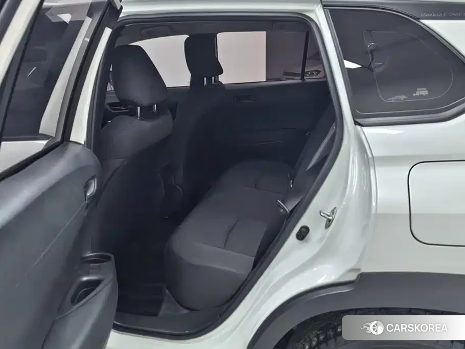 Toyota Corolla 2025 Белый из Китая