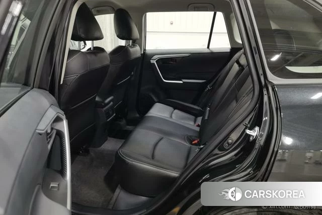 Toyota RAV4 2024 Черный из Китая