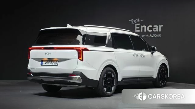 Kia The New Carnival 4th Generation 2025 Белый из Кореи