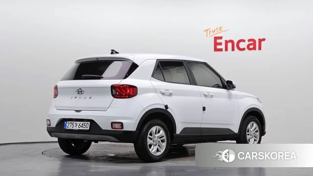 Hyundai Venue 2022 Белый из Кореи