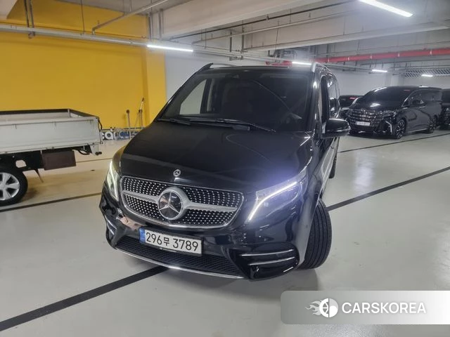 Mercedes-Benz V-Class 2022 Черный из Кореи