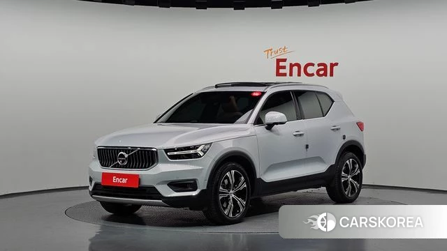 Volvo XC40 2021 Серебристо-серый из Кореи