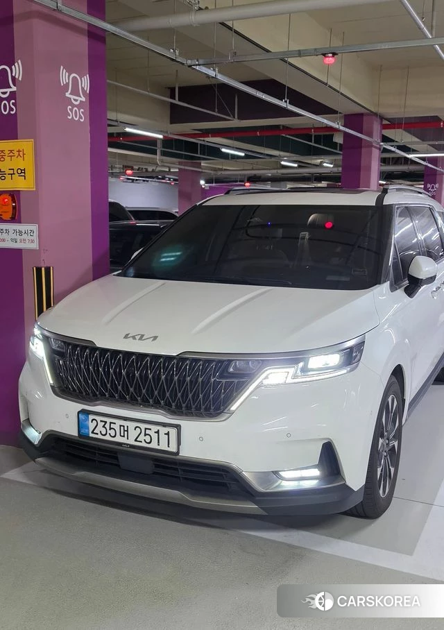 Kia Carnival 4th generation 2023 Белый из Кореи