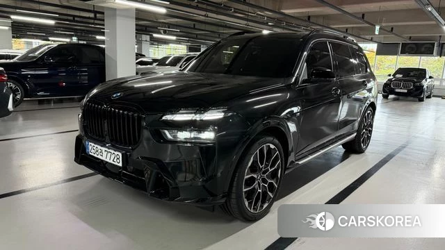 BMW X7 (G07) 2026 Черный из Кореи