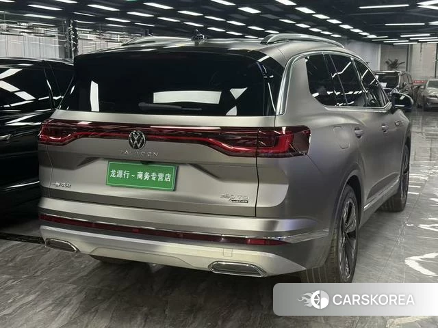 Volkswagen Talagon 2022 Серебристо-серый из Китая
